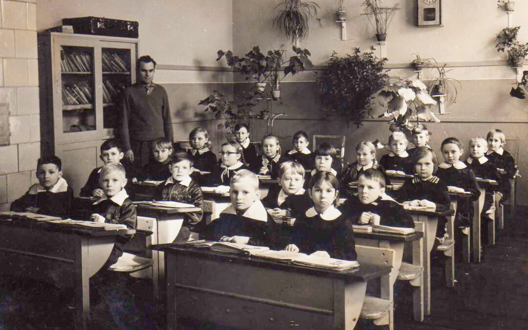 Dzieci ze szkoły w Promnicach